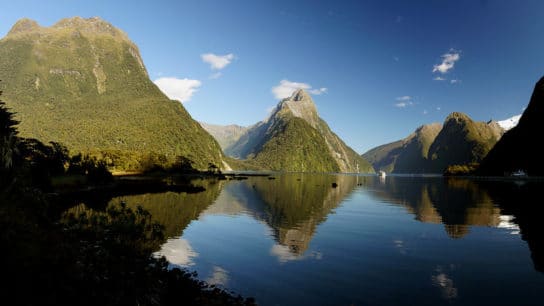 New Zealand Plans to Wean Holiday Towns Off International Tourism