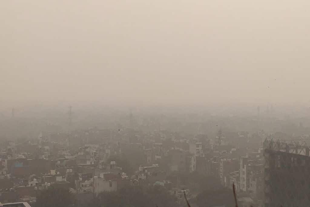 Air pollution obscures the skyline in New Delhi in November 2019.