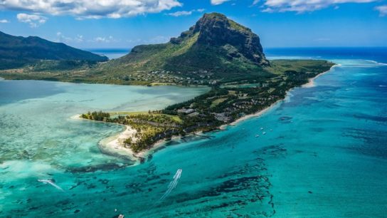 Thousands Protest in Mauritius After Oil Spill