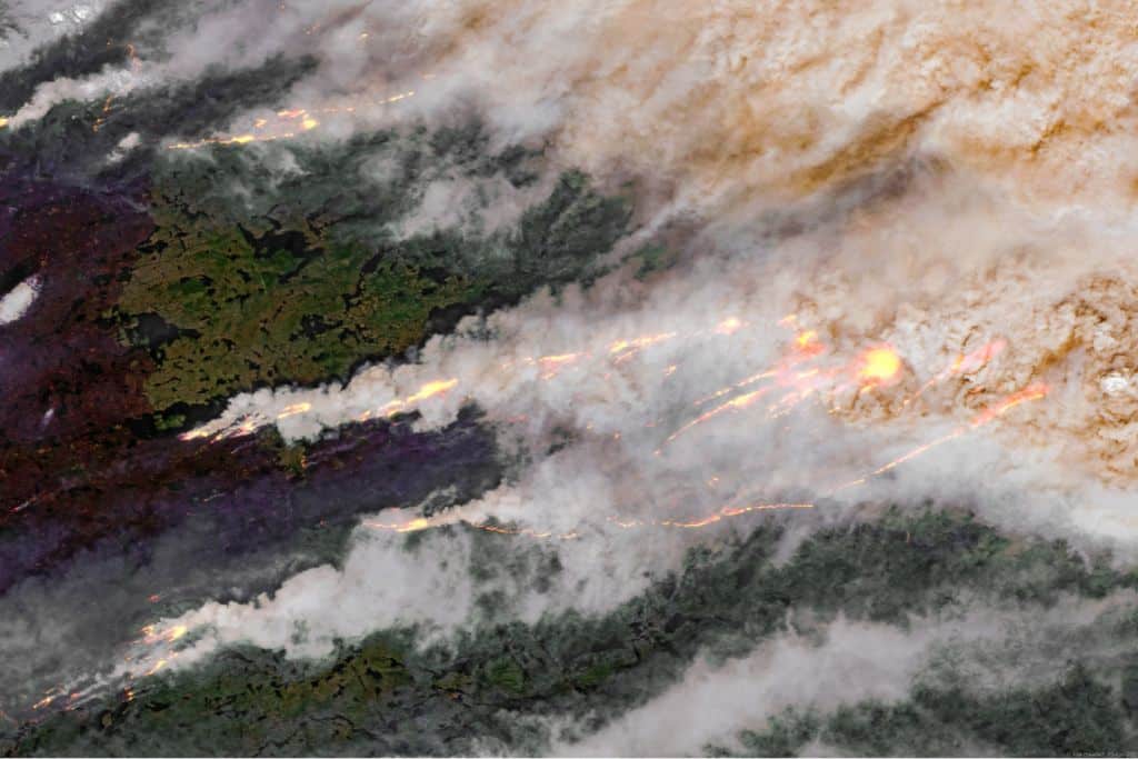 Satellite image showing the extent of wildfires affecting Québec, Canada on June 22, 2023.